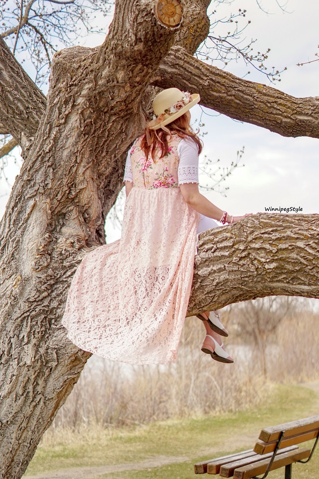 Winnipeg Style, Canadian fashion blog, April Cornell Viola rose lace cover up pink full length vest dress, April Cornell white cotton lace crochet trim tshirt, April Cornell white cropped cotton floral embroidered leggings, John Fluevog white pink LE Fellowship Kathy flat leather shoes, unique fashion, one of a kind, vintage straw hat